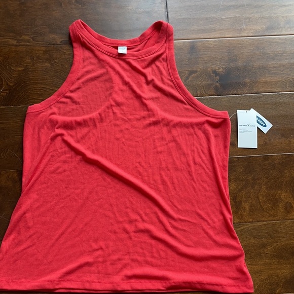 NWT Old Navy Active Halter - Picture 5 of 5